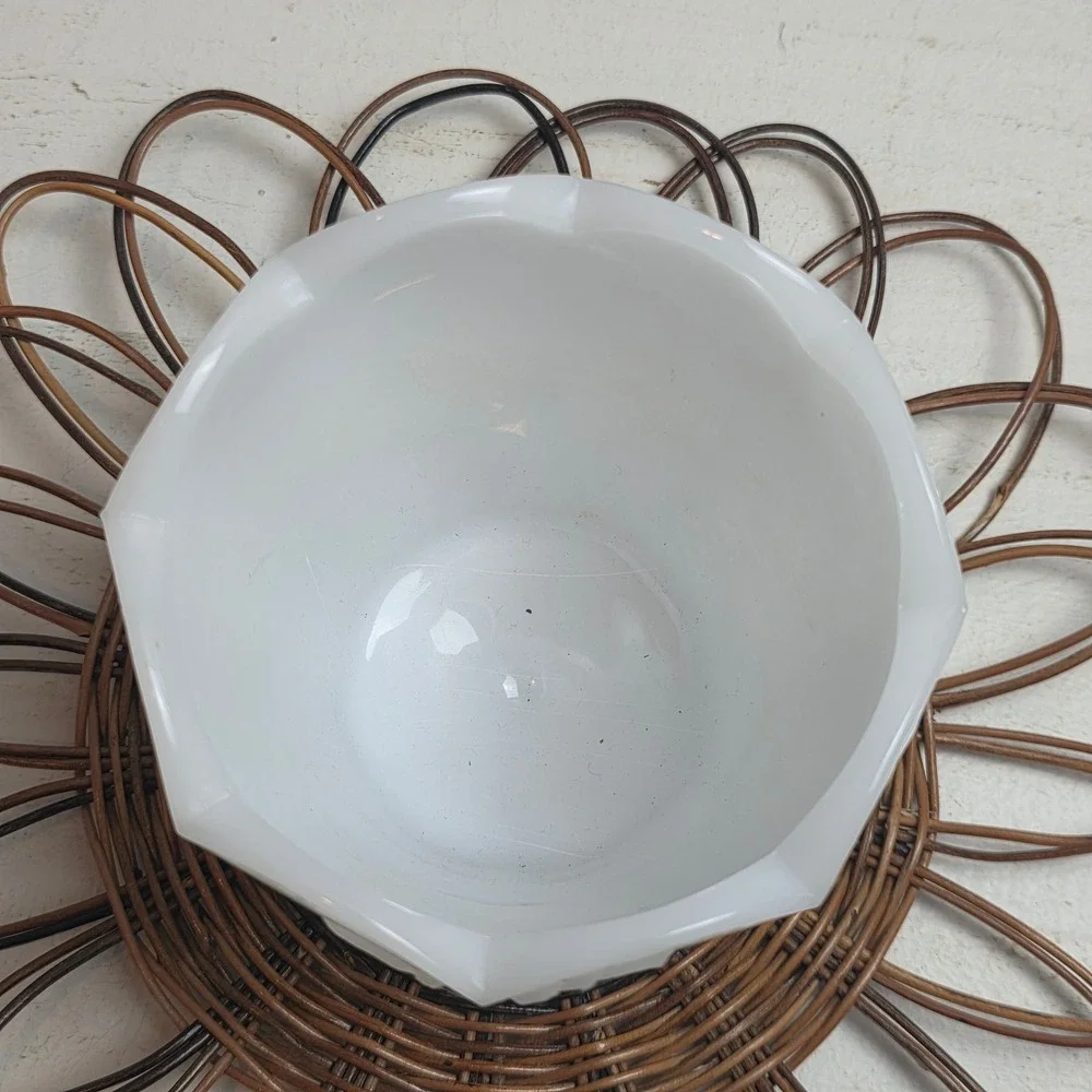 Vintage E.O. Brody Co White Milk Glass Foot Planter Grape‎ & Leaf Scalloped Rim